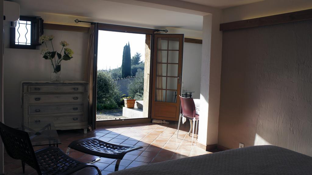 La Bergerie St Antoine Bed & Breakfast Speracedes Exterior photo
